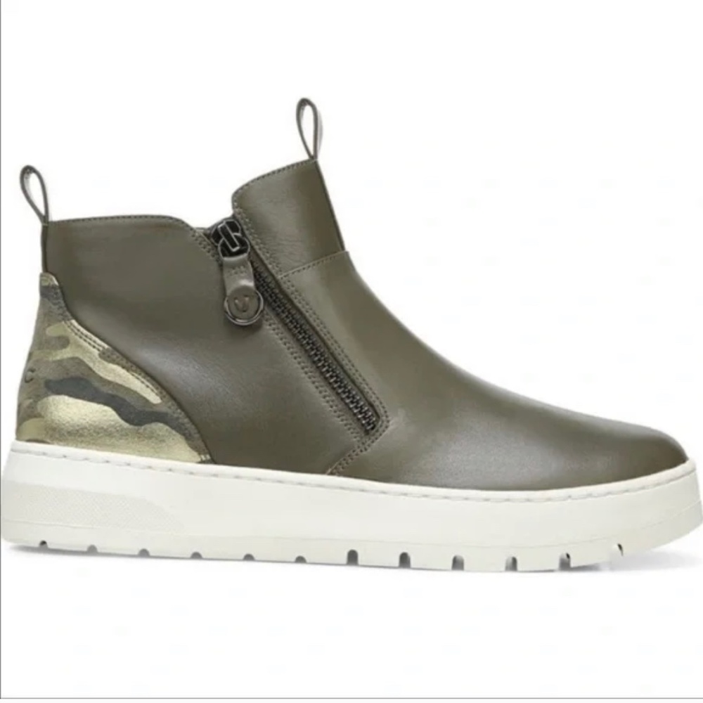 Vionic Brinkley Bootie Sneaker Olive Green Camo Sz 7